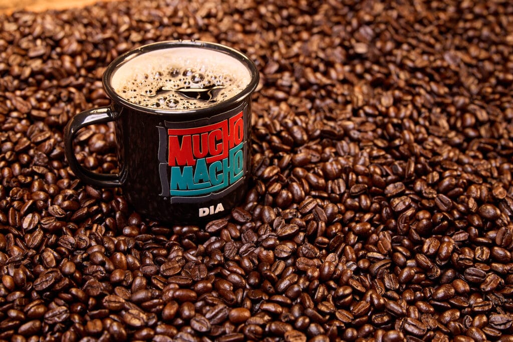 dia_cafe_mucho_macho_coffee_beans