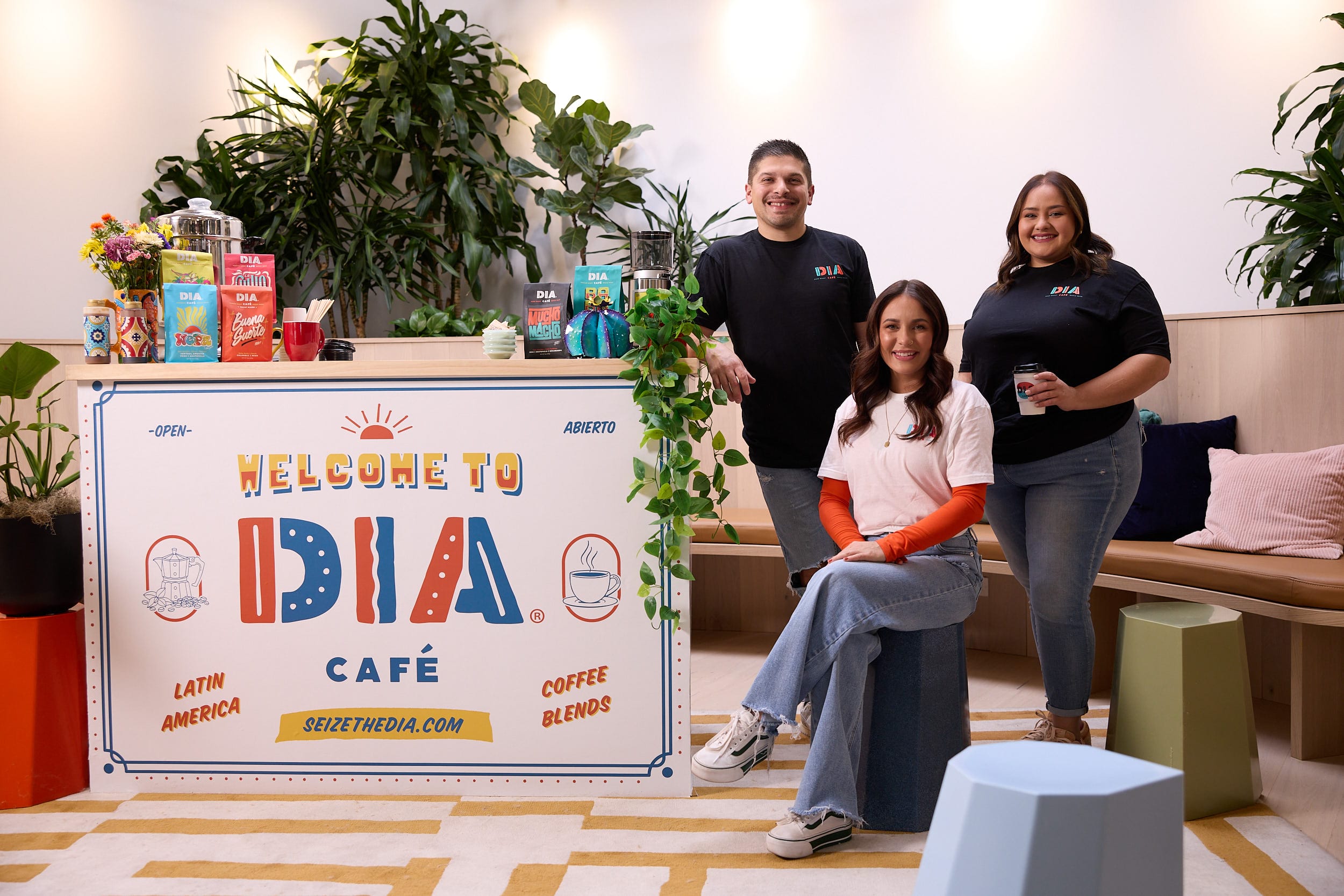 dia_cafe_rodgers_family